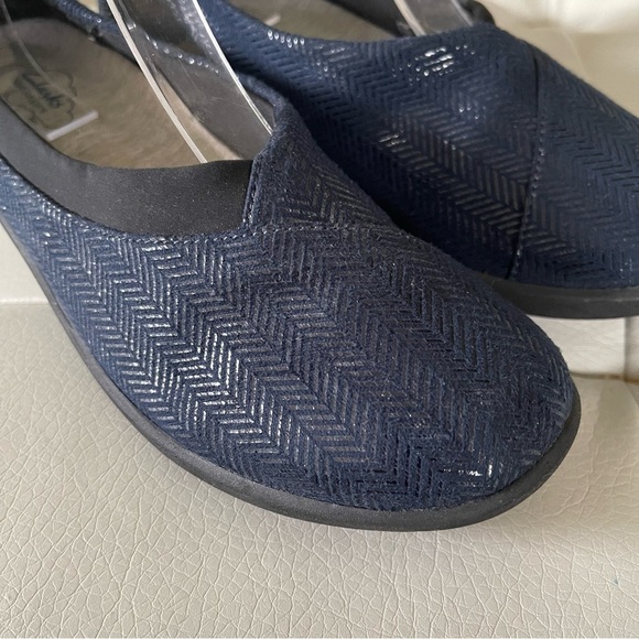 Clarks Sillian Jetay navy blue size 8 NWOT cloud steppers - Picture 3 of 10
